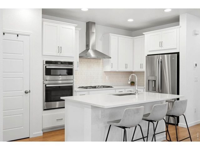 9915 Matchless St, Littleton, CO 80125