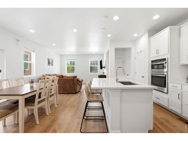 9915 Matchless St, Littleton, CO 80125