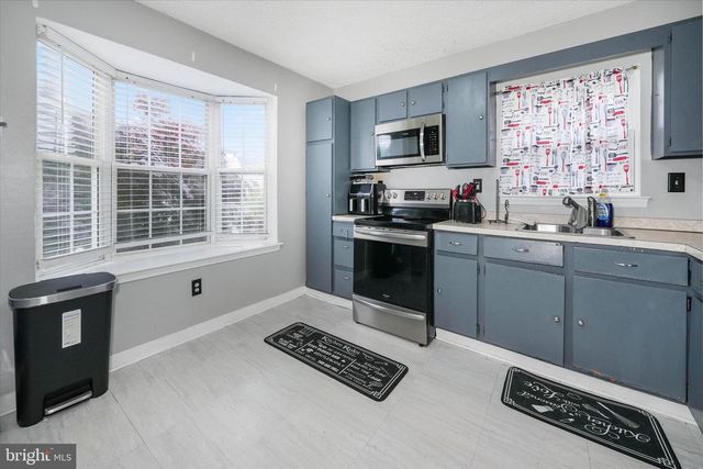 98 THREE RIVERS DR, Newark, DE 19702