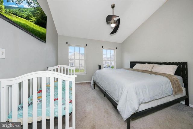 98 THREE RIVERS DR, Newark, DE 19702