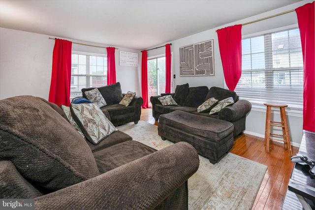 98 THREE RIVERS DR, Newark, DE 19702