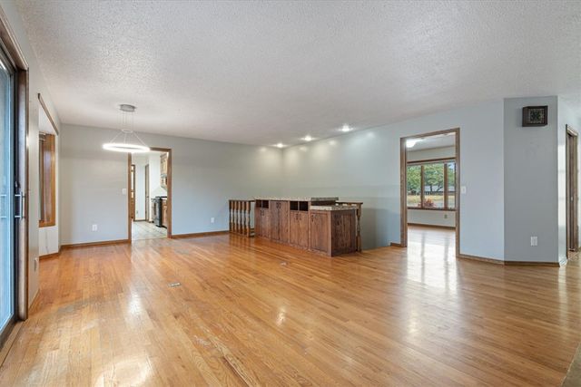 10401 Virden Lane, Gravette, AR 72736