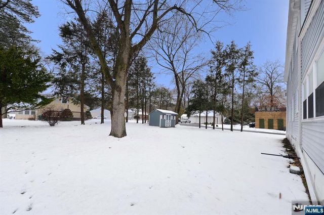 26 Bank Street, Midland Park, NJ 07432