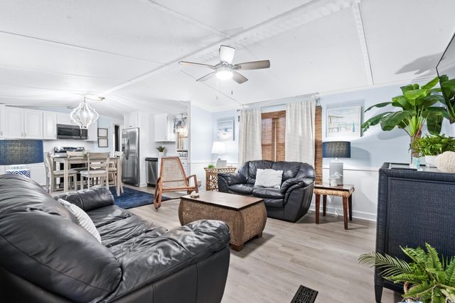 6001 - MH104 S Kings Hwy., Myrtle Beach, SC 29575