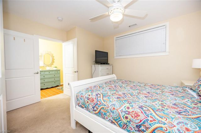 3700 Sandpiper Rd Apt 217, Virginia Beach, VA 23456