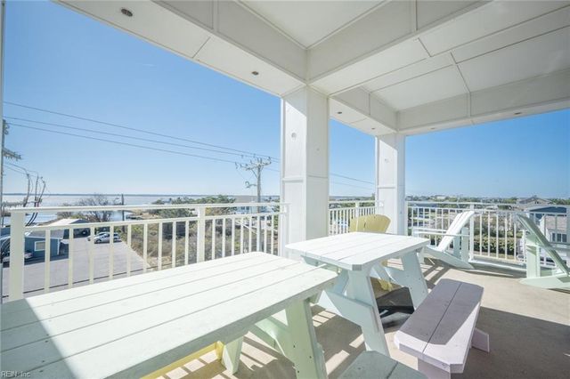 3700 Sandpiper Rd Apt 217, Virginia Beach, VA 23456