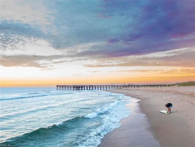 3700 Sandpiper Rd Apt 217, Virginia Beach, VA 23456