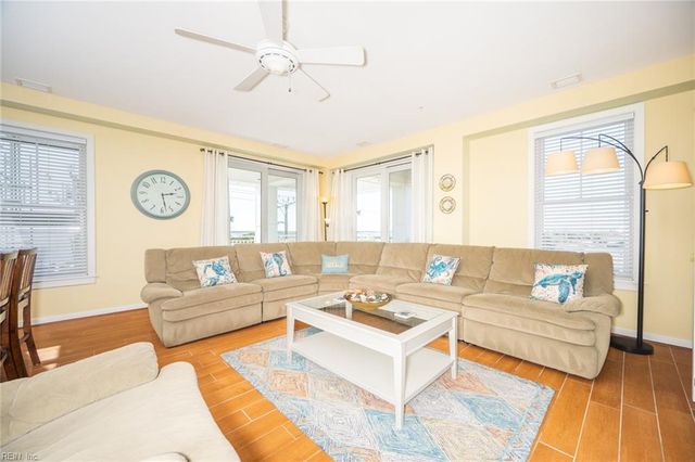 3700 Sandpiper Rd Apt 217, Virginia Beach, VA 23456