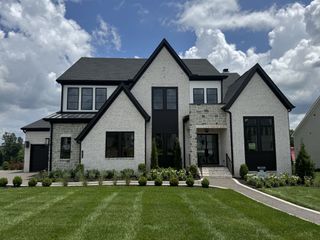 5912 Luke Court, Arrington, TN 37014