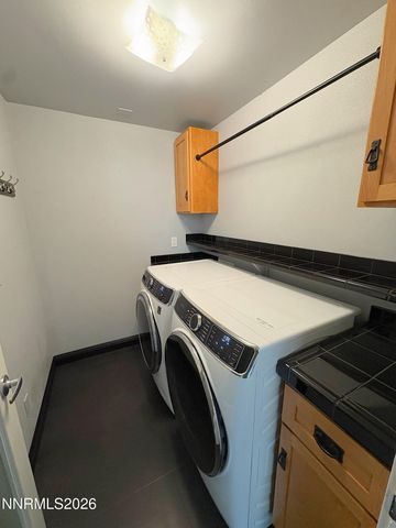456 Michele Way, Sparks, NV 89431
