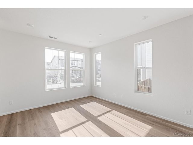 13519 E 111th Ave, Commerce City, CO 80022