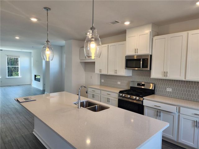 101 Holt Lane, Lawrenceville, GA 30046