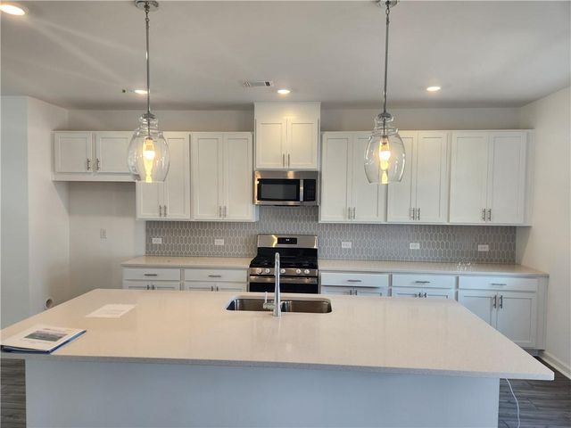 101 Holt Lane, Lawrenceville, GA 30046