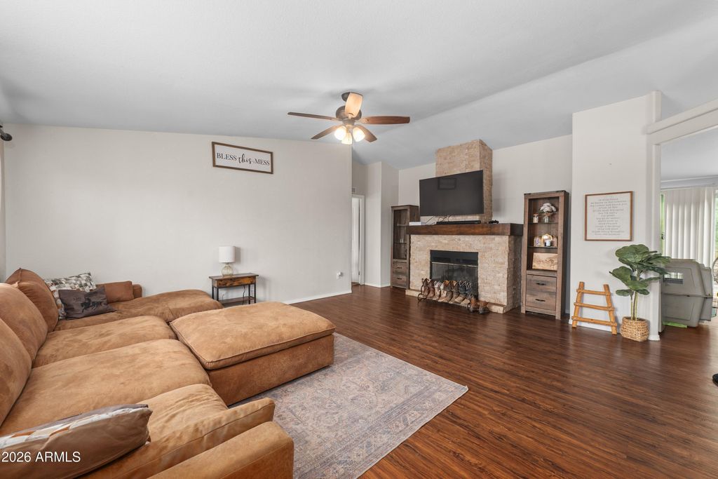 730 W MCKELLIPS Boulevard, Apache Junction, AZ 85120 — photo 3