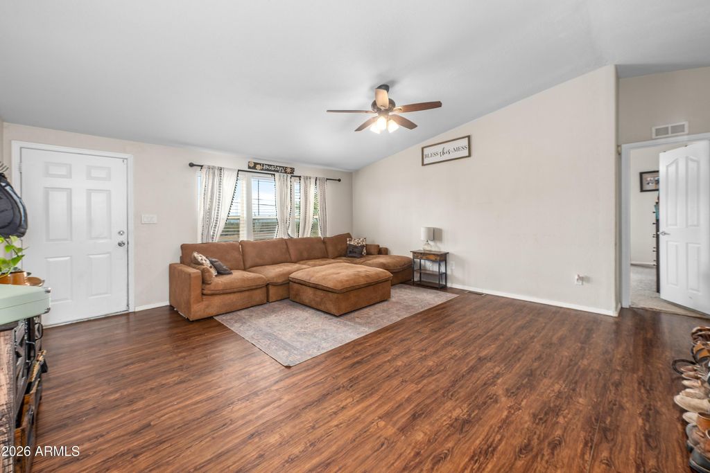 730 W MCKELLIPS Boulevard, Apache Junction, AZ 85120 — photo 4
