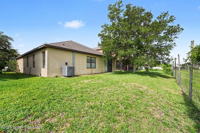 664 Dryden Circle, Cocoa, FL 32926