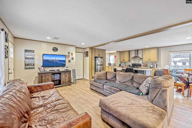 12785 Old Number Six Highway, Eutawville, SC 29048