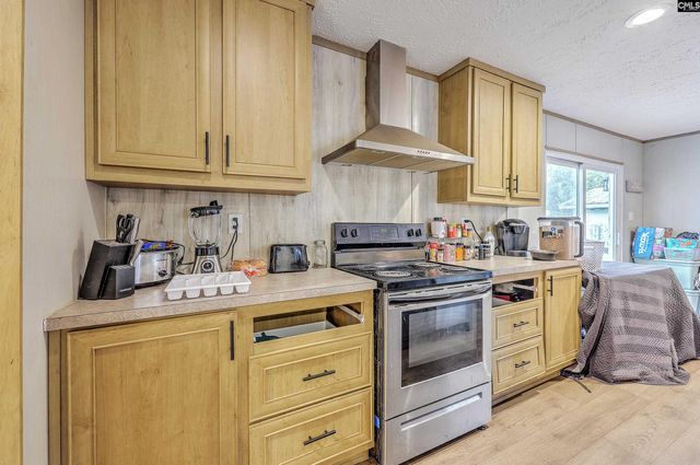 12785 Old Number Six Highway, Eutawville, SC 29048