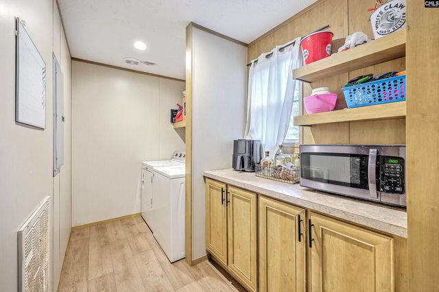 12785 Old Number Six Highway, Eutawville, SC 29048