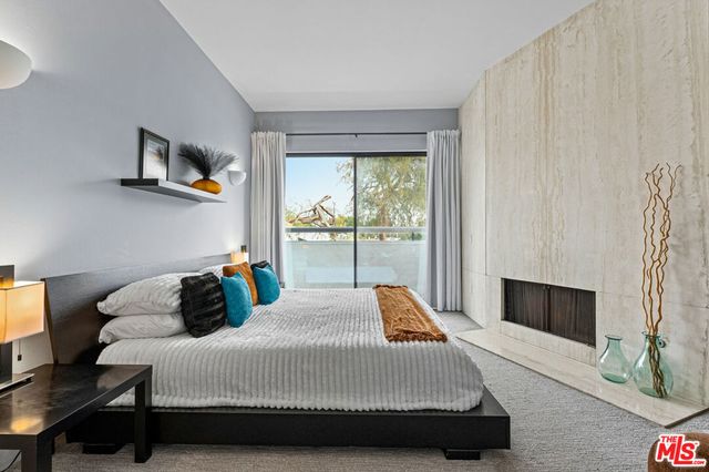 625 Huntley Drive 4, West Hollywood, CA 90069