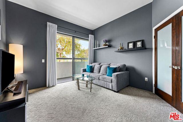 625 Huntley Drive 4, West Hollywood, CA 90069