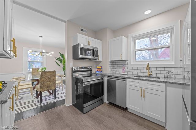 815 Broad Boulevard, Cuyahoga Falls, OH 44221