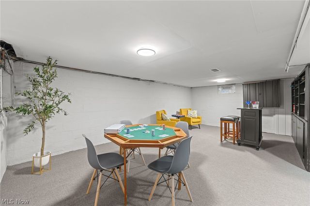 815 Broad Boulevard, Cuyahoga Falls, OH 44221
