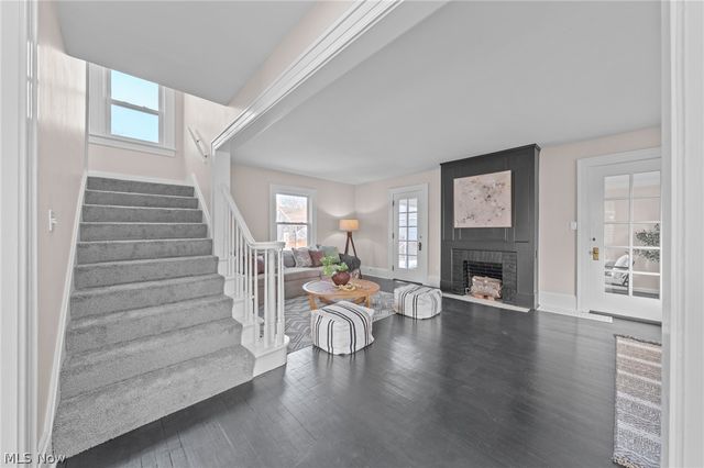 815 Broad Boulevard, Cuyahoga Falls, OH 44221