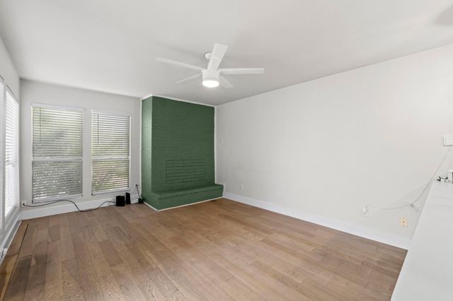 909 Reinli ST 101, Austin, TX 78751