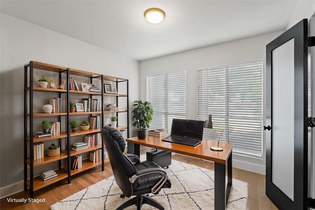 909 Reinli ST 101, Austin, TX 78751