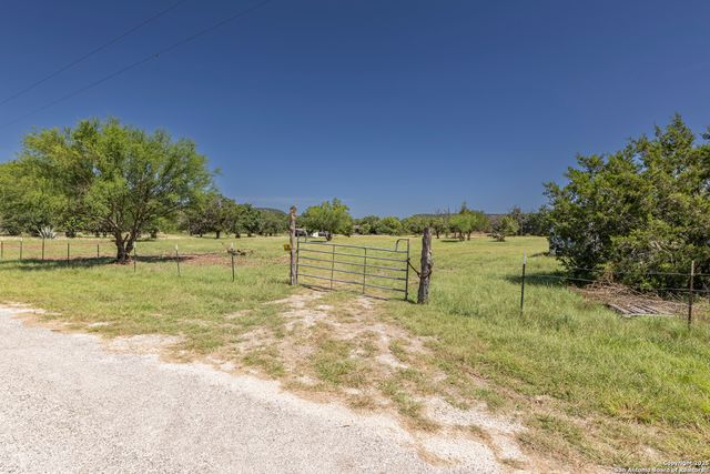 222 & TBD Deer, Tarpley, TX 78883