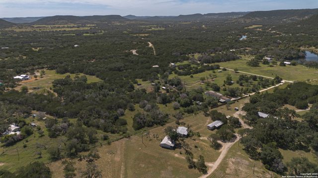 222 & TBD Deer, Tarpley, TX 78883