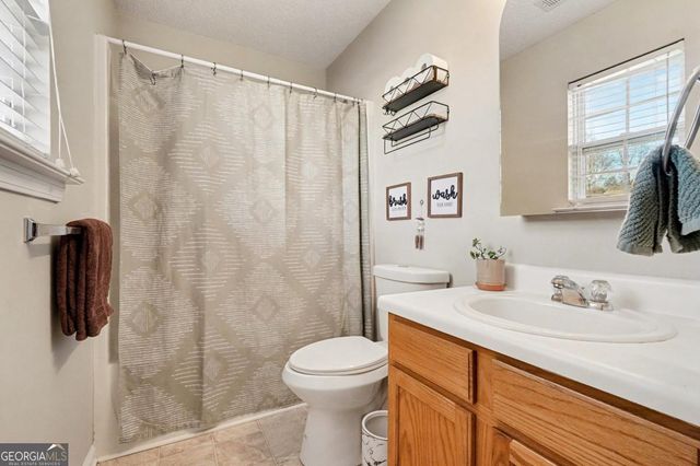 262 Fox Creek Boulevard, Woodstock, GA 30188