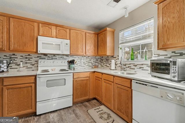 262 Fox Creek Boulevard, Woodstock, GA 30188