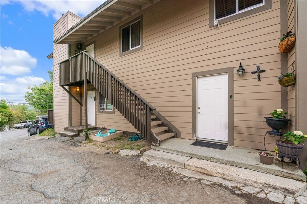 Image 31 of property listing at 26166 Alpine Lane, Twin Peaks, CA 92391