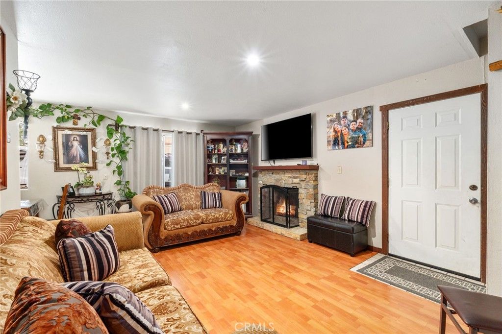 Image 33 of property listing at 26166 Alpine Lane, Twin Peaks, CA 92391