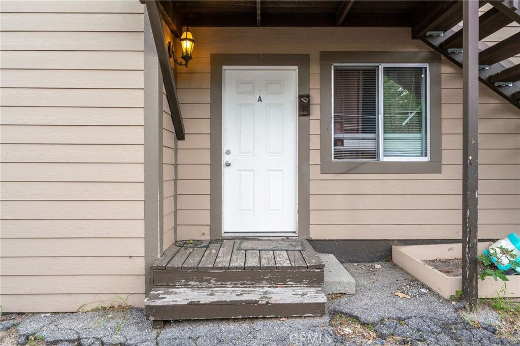 Image 9 of property listing at 26166 Alpine Lane, Twin Peaks, CA 92391