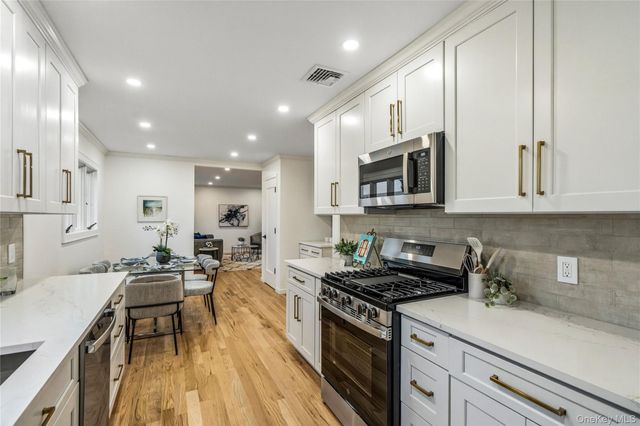 2 Mohegan Drive, Massapequa, NY 11758