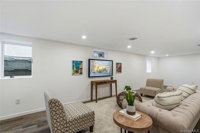 2 Mohegan Drive, Massapequa, NY 11758