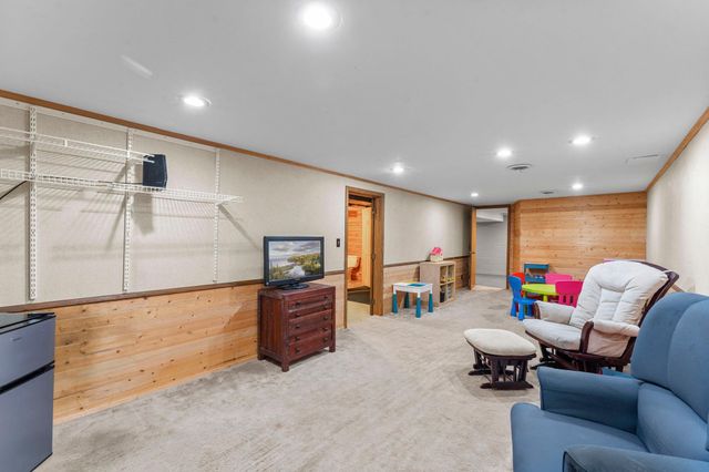 7381 Lyric Lane NE, Fridley, MN 55432