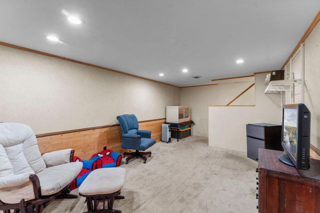 7381 Lyric Lane NE, Fridley, MN 55432