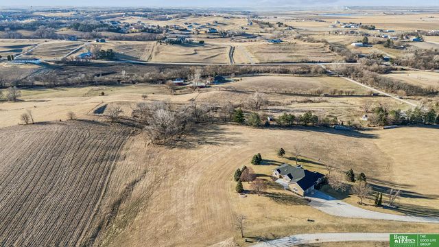 22302 W Angus Road, Gretna, NE 68028