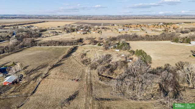 22302 W Angus Road, Gretna, NE 68028