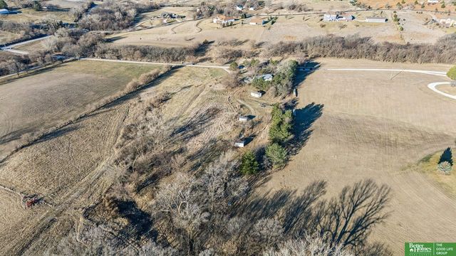 22302 W Angus Road, Gretna, NE 68028