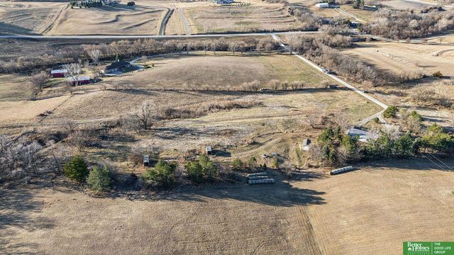 22302 W Angus Road, Gretna, NE 68028