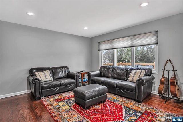 1284 Wellington Avenue, Teaneck, NJ 07666