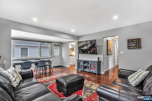 1284 Wellington Avenue, Teaneck, NJ 07666