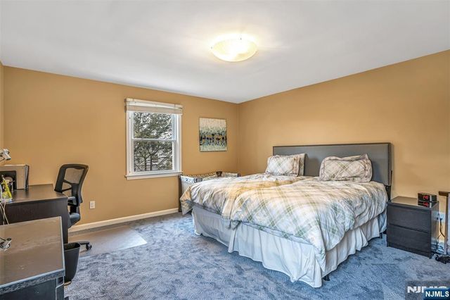 1284 Wellington Avenue, Teaneck, NJ 07666