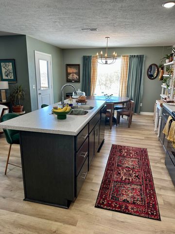 301 Great Plains Street, Nixa, MO 65714