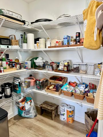 301 Great Plains Street, Nixa, MO 65714